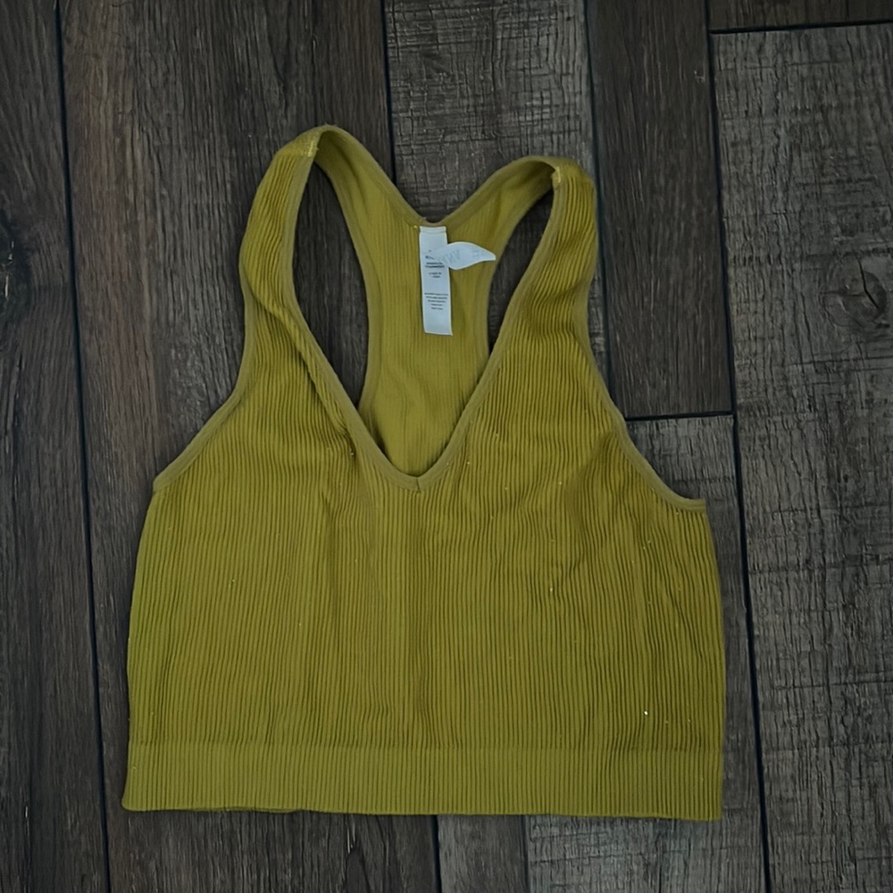 GREEN CROPPED TANK